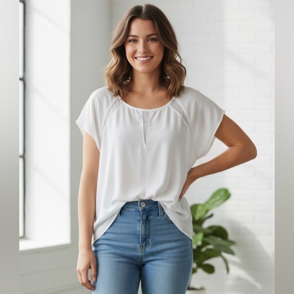 SAMI & Jo XL White Angel Sleeve Top